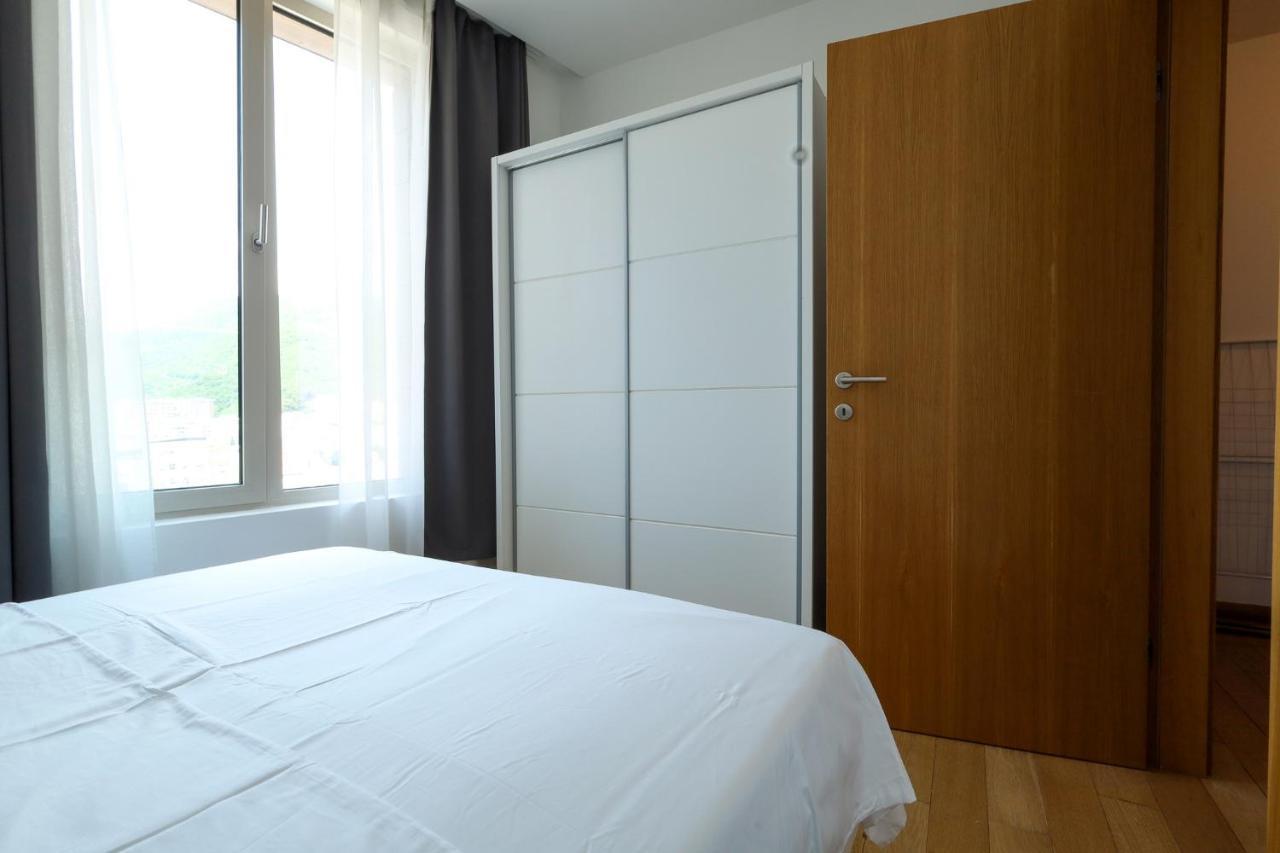 Apartments Status Wow Будва Екстер'єр фото