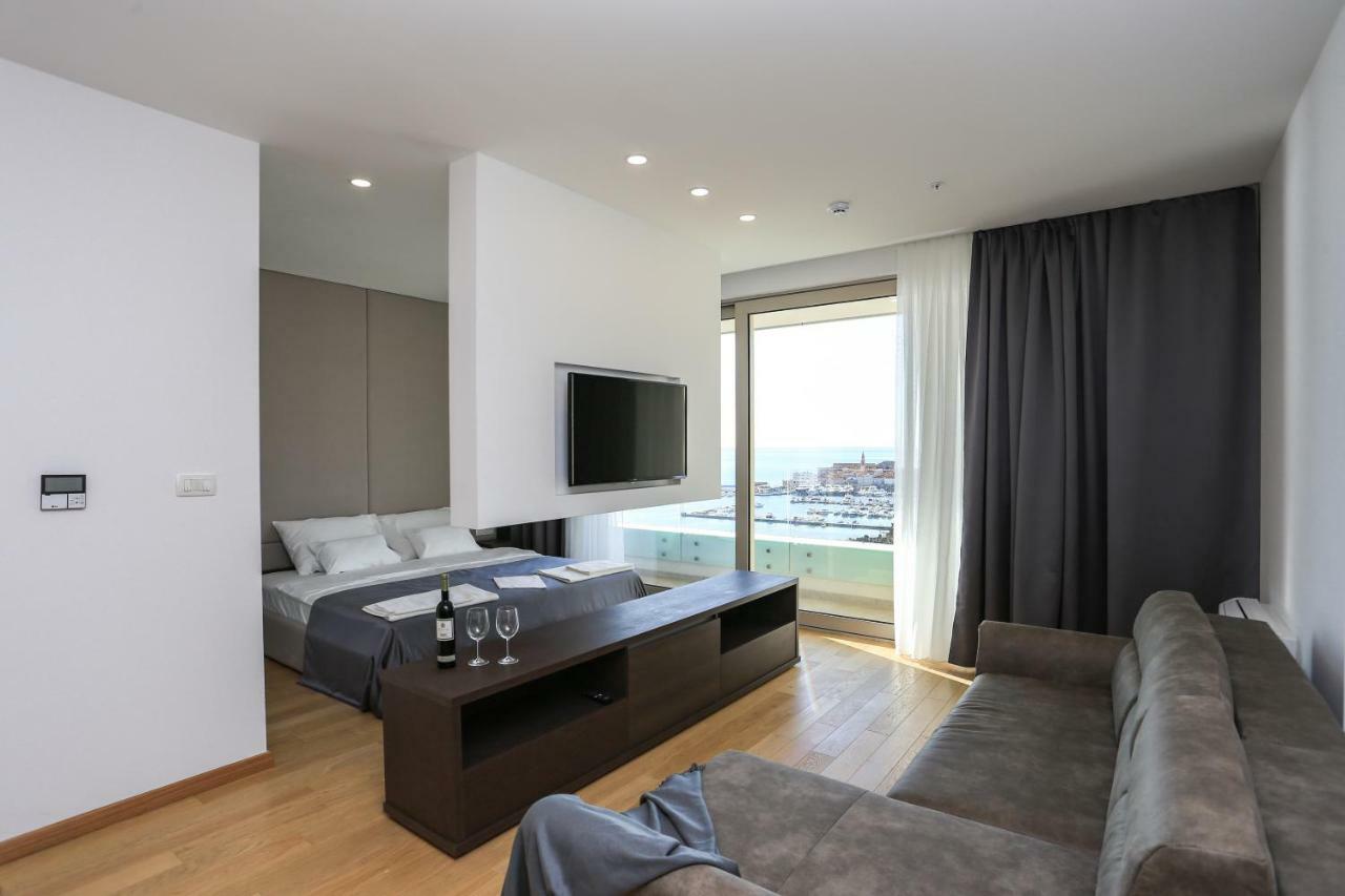 Apartments Status Wow Будва Екстер'єр фото